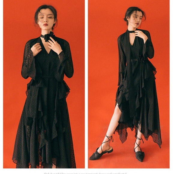 V-Neck Open Back Long-Sleeve Midi Dress - Picture 2 of 6